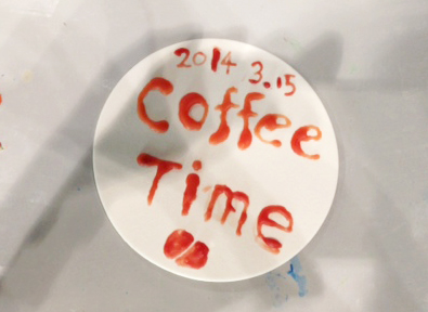 コースターに書かれた文字「2014 3.15 Coffee Time」